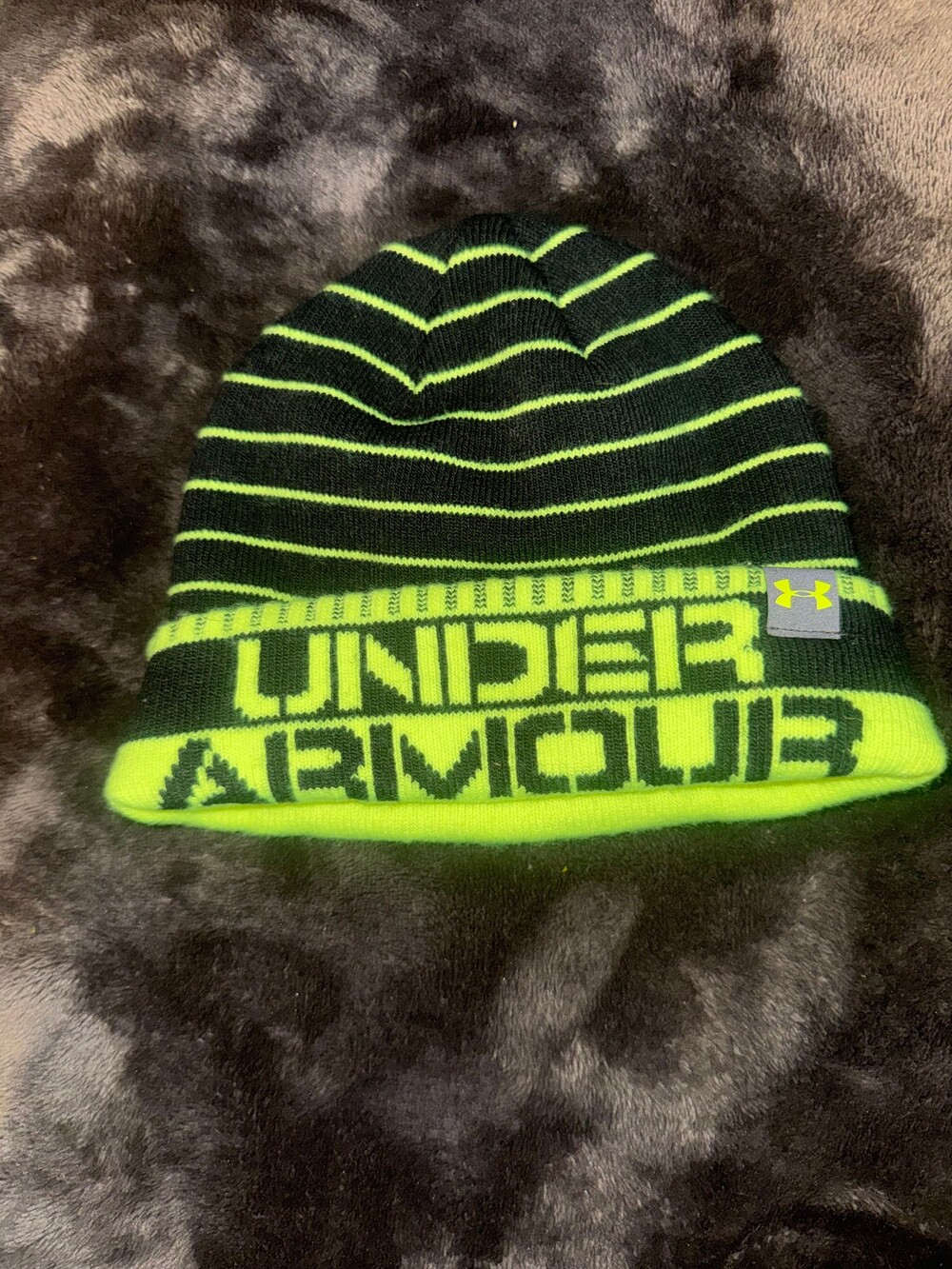 Under Armour One Size Beanie Black Neon Yellow Acrylic Knit Hat